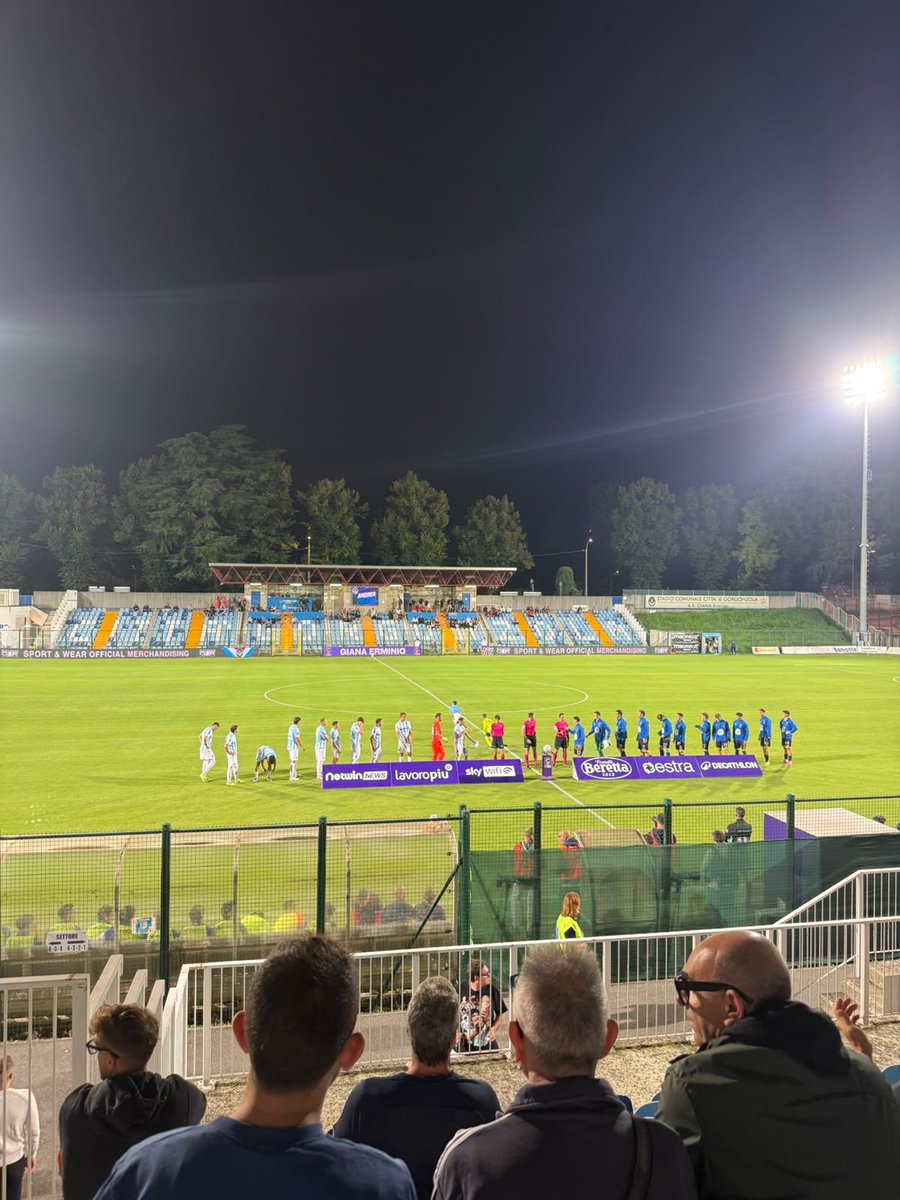 AdingraNation's tweet photo. 📅: 17/09/26 21:00
⚽️: Giana Erminio 2 - 2 Trento
🏆: Serie C Sky Wifi - 5° turno
🏟️: Città di Gorgonzola (MI) 🇮🇹
🎟️: 10€

Ecco finalmente il primo punto. Grande prestazione di orgoglio da parte dei ragazzi. Secondo tempo nettamente meglio del primo.💙🩶
#groundhopping https://t.co/DO1wFLJ04I