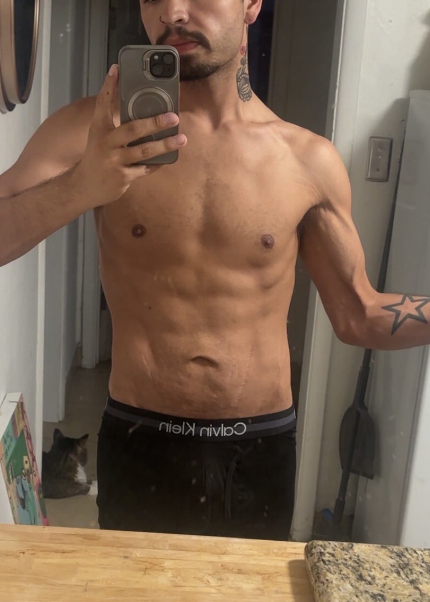 DenverPhag's tweet photo. Birthday’s the 20th and the budget is currently empty shot glasses and vibes. 

Contribute to my bad decisions and I’ll make more when I’m older. 

https://t.co/Dene1WAGHz

RT and I’ll send you a dick sucking video in your DMs

#90sKid #birthdayboy #whatsmyageagain https://t.co/uhs1W6WR1T
