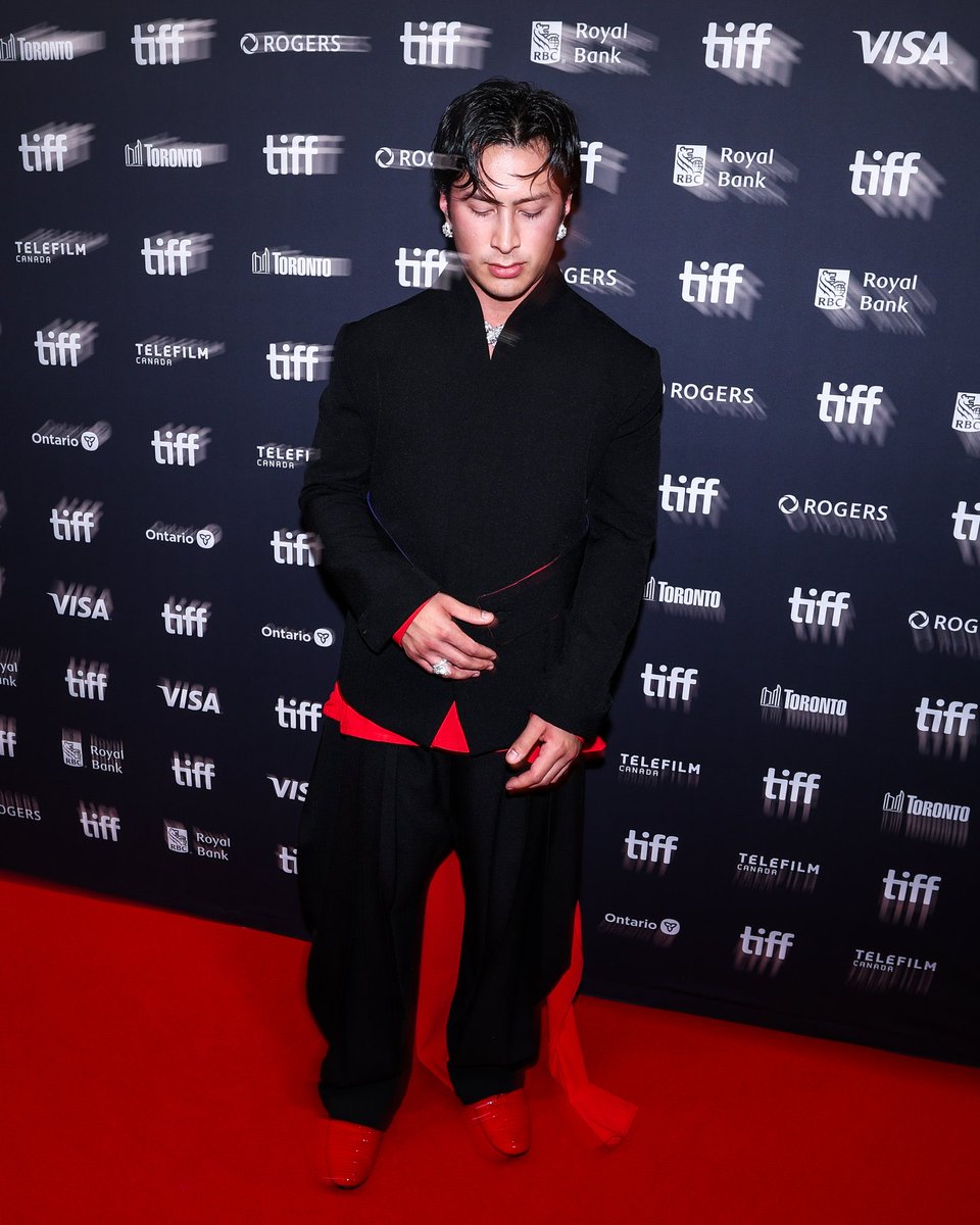 hudsonwupdates's tweet photo. IT boy ✨ Hudson Williams at the TIFF red carpet of ‘YAGA’ premiere! https://t.co/TKm4o8bg3g