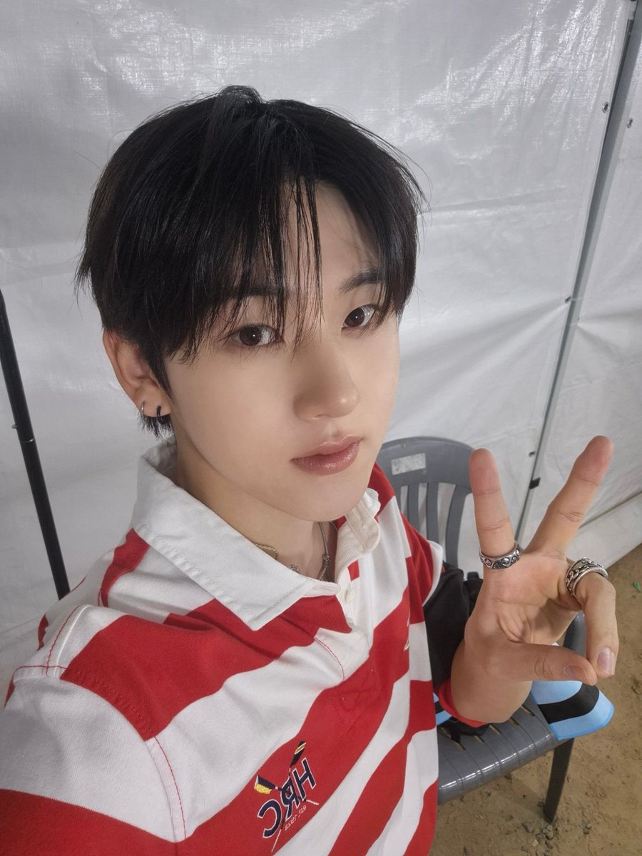 kyemanglee's tweet photo. 예쁜 사진 보내 주셨으니까 용서해 드리겠습니다 https://t.co/KX5WTAG41p