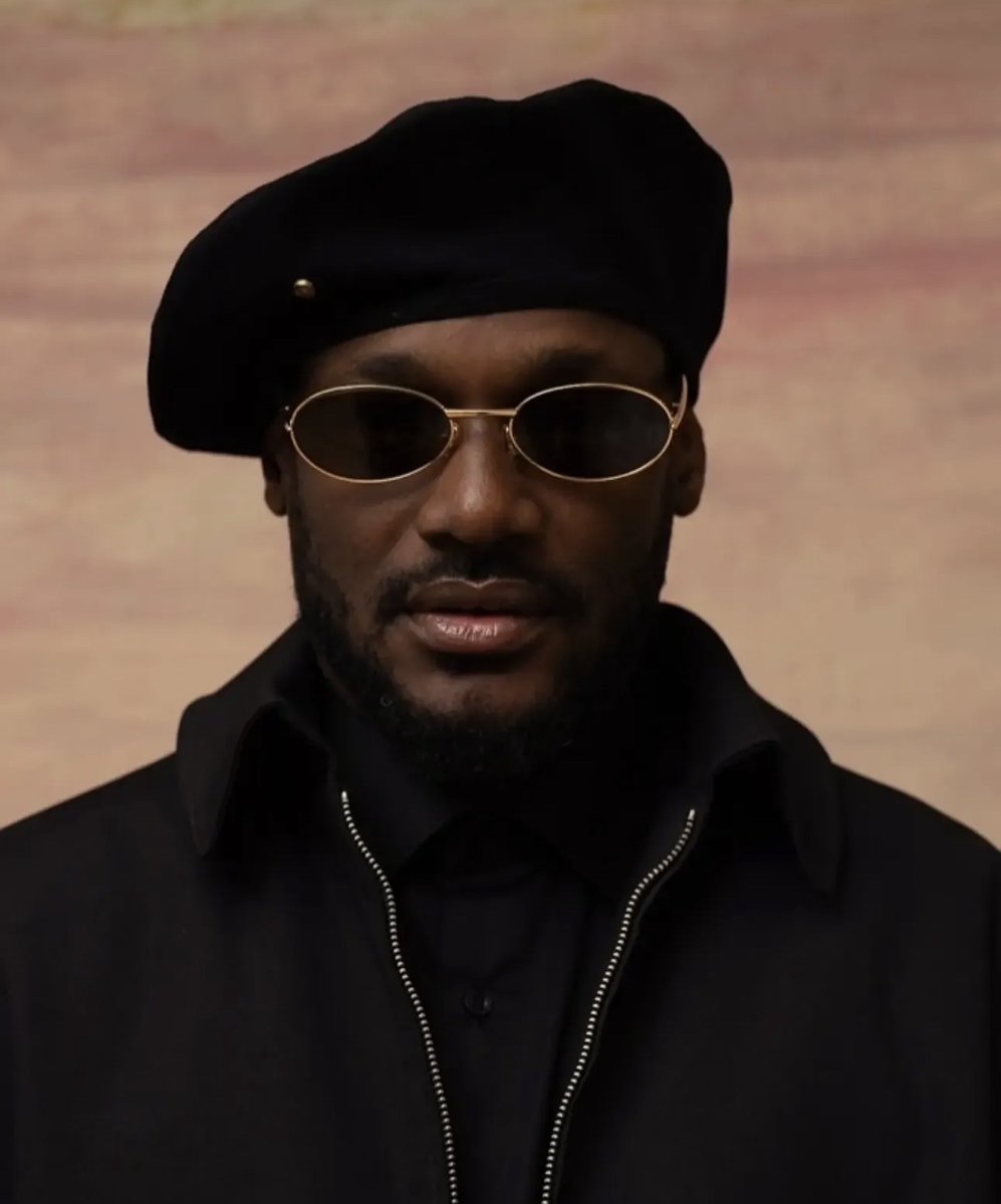 NigeriaStories's tweet photo. Happy 51 year old birthday 🎂 

2baba 🎉🙌🏾🎊 https://t.co/xONs5jlKf4