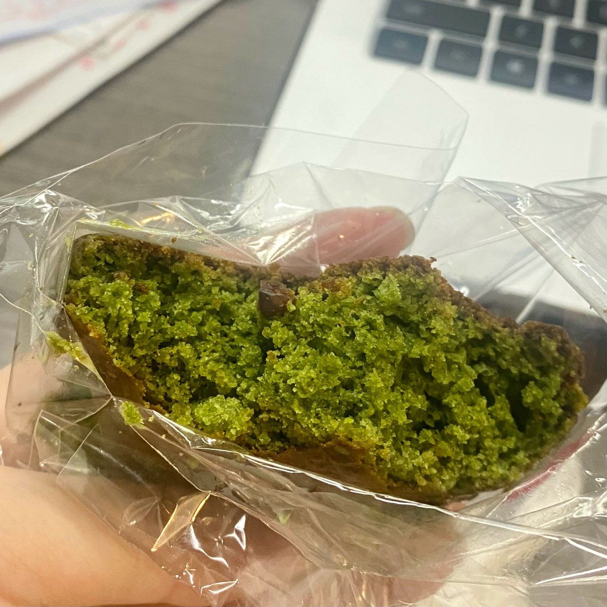 KristleNeixlor's tweet photo. New arrival: chilled oolong milk tea u0026 matcha scones restocked at our corner store! Stop by for your afternoon pick-me-up before they’re gone. https://t.co/MNweTgz3iY