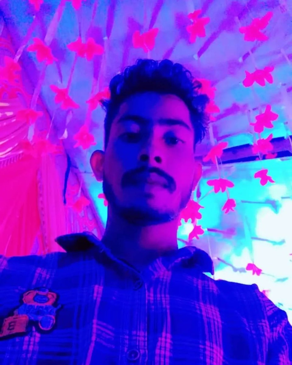 CarolinMarzd's tweet photo. Jharkhandi vibes. https://t.co/ZMbxFSx9of