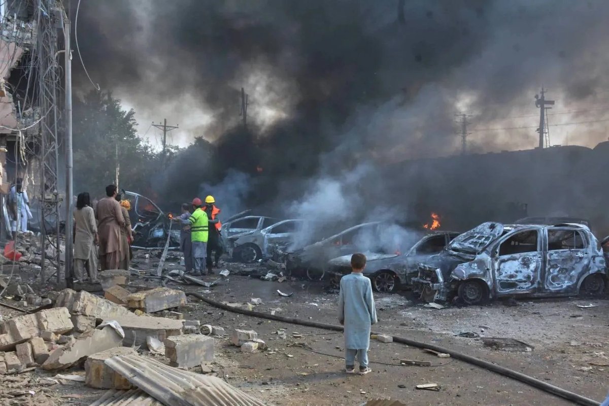 GNFBreaking's tweet photo. At least 16 people, including five police officers, were killed in a suicide attack near a mosque at a police facility in Kohat, northwestern Pakistan, police said. No group has claimed responsibility. https://t.co/MRxAi8zUnl