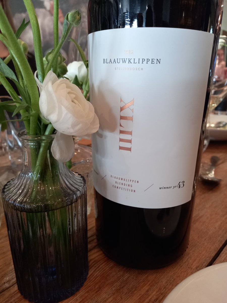 FionaMcDonaldSA's tweet photo. Carignan My Wayward Son is the wine club which won the 43rd #BlaauwklippenBlendingCompetition. Their blend? 20% Cab franc, 40% Malbec and then 40% Cab sauvignon - split 3 parts clone 169 to 1 of clone 46. https://t.co/LCayKGKzzW