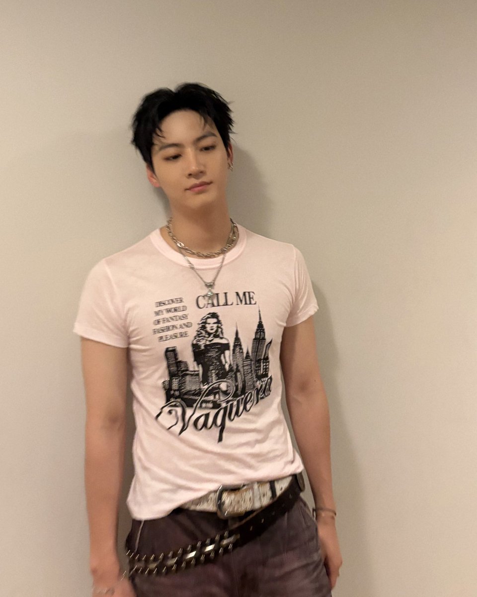 GOT7isOT7's tweet photo. yes GOT7 !!!!!!!!! https://t.co/iUQQBo5wgF