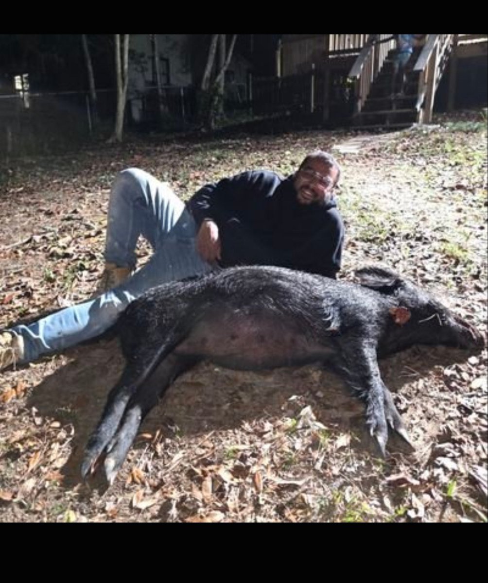 JacobWillford14's tweet photo. @Viiciiouse1 @GothGuidoX "country ghetto shit" https://t.co/1GxnWyGtnU