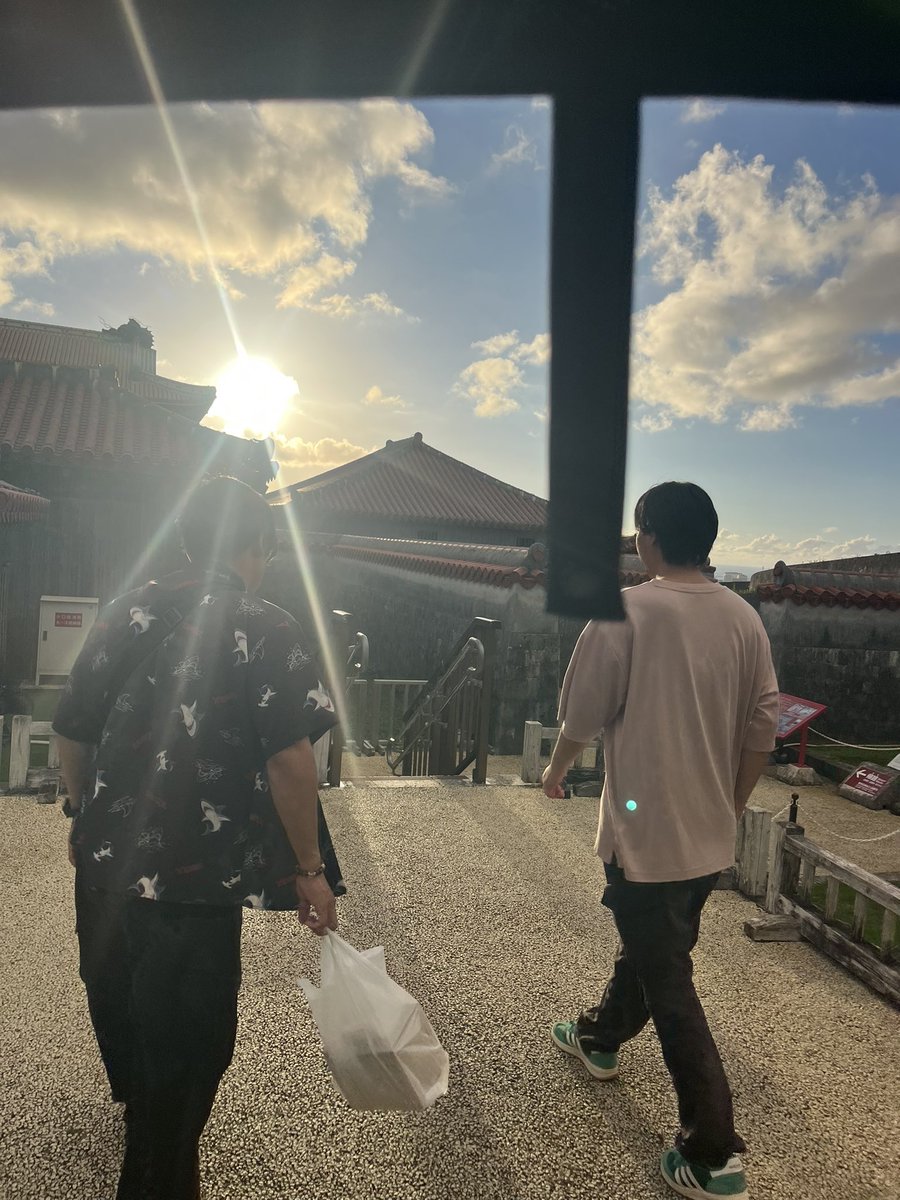 Fake_blade's tweet photo. 誰だこいつ https://t.co/0YiNymCgRk