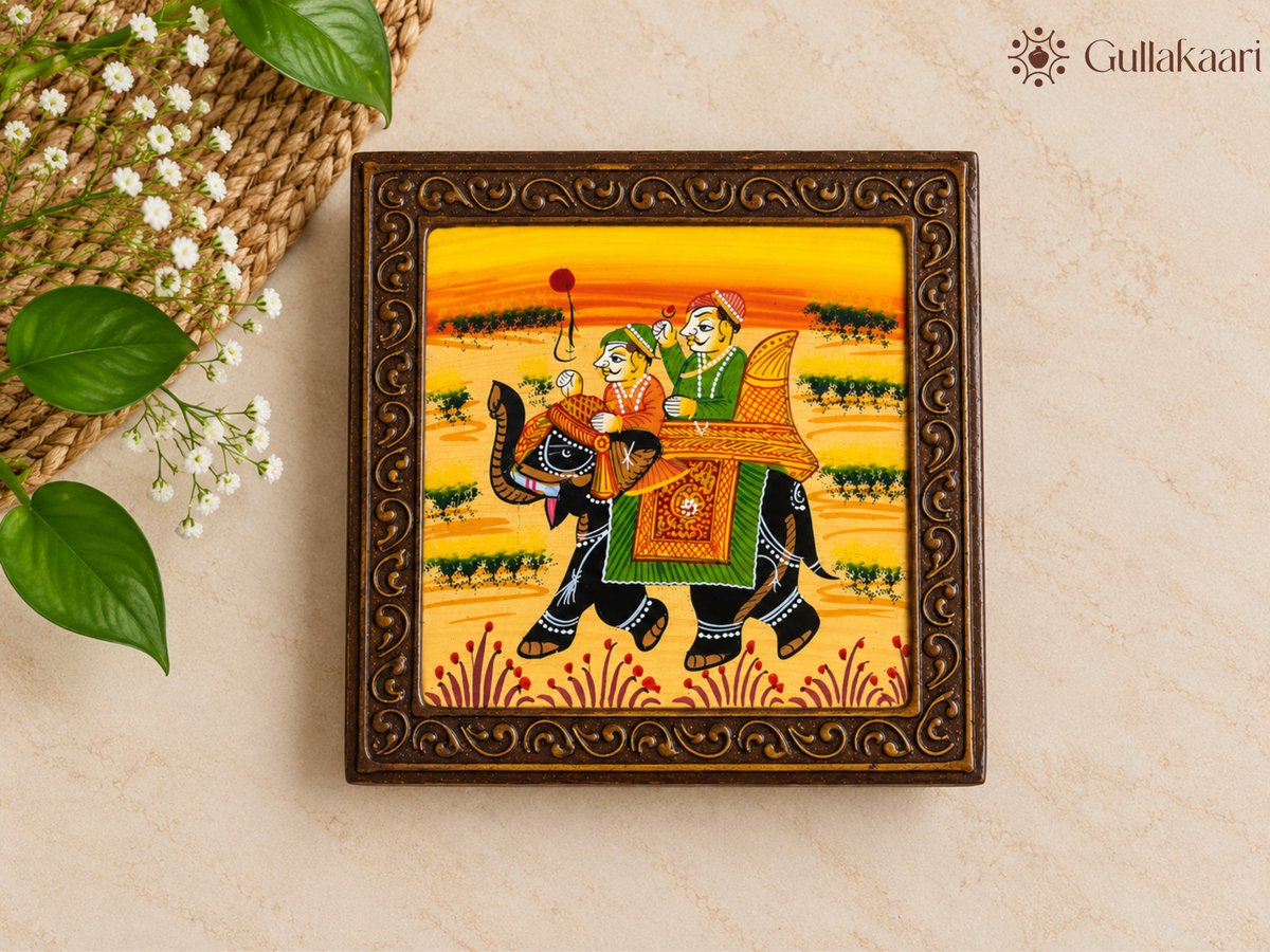 gullakaari's tweet photo. Three crafts. One meaningful hamper. 🌿

Warli printed tote + Rajasthani miniature handpainted box + Pattachitra diary.

Traditional Indian craftsmanship, thoughtfully brought into contemporary gifting.

Indian handicrafts | artisan gifting | corporate gifting https://t.co/8E5b7wfI9d