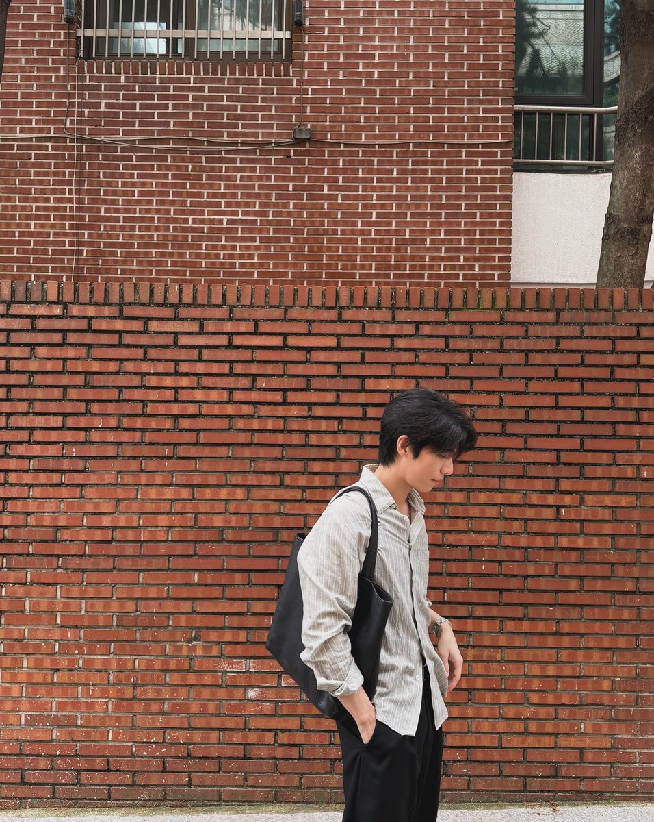 wihajoonspics's tweet photo. new instagram post update! https://t.co/V9RN8K9r6s