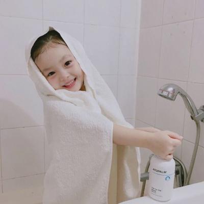 choneo3's tweet photo. 🌸 💰 🎌 💰 🌱 That awkward accent imitation attempt accents amusing all. https://t.co/UJWqsGP5pw