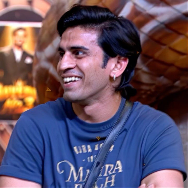 digital_newshub's tweet photo. 🚨Ranking Poll (Week 2)

Like &amp; Retweet if you are supporting #Gullu

(Results will be announced Sunday 8 PM) #BB20  

#BiggBoss20 #KushalTanwar https://t.co/RA9hPN3tee