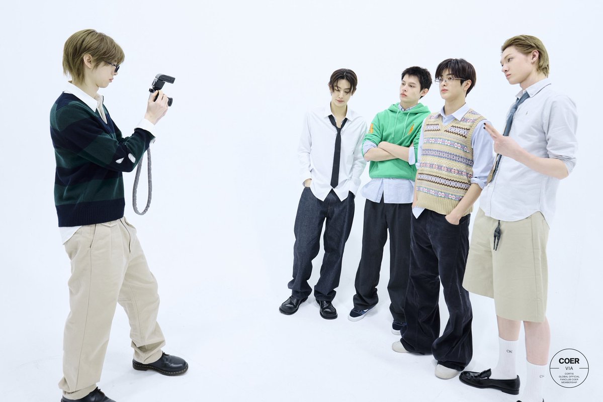machirono's tweet photo. info sewa fotografer ini dong https://t.co/1kGDAbS91o