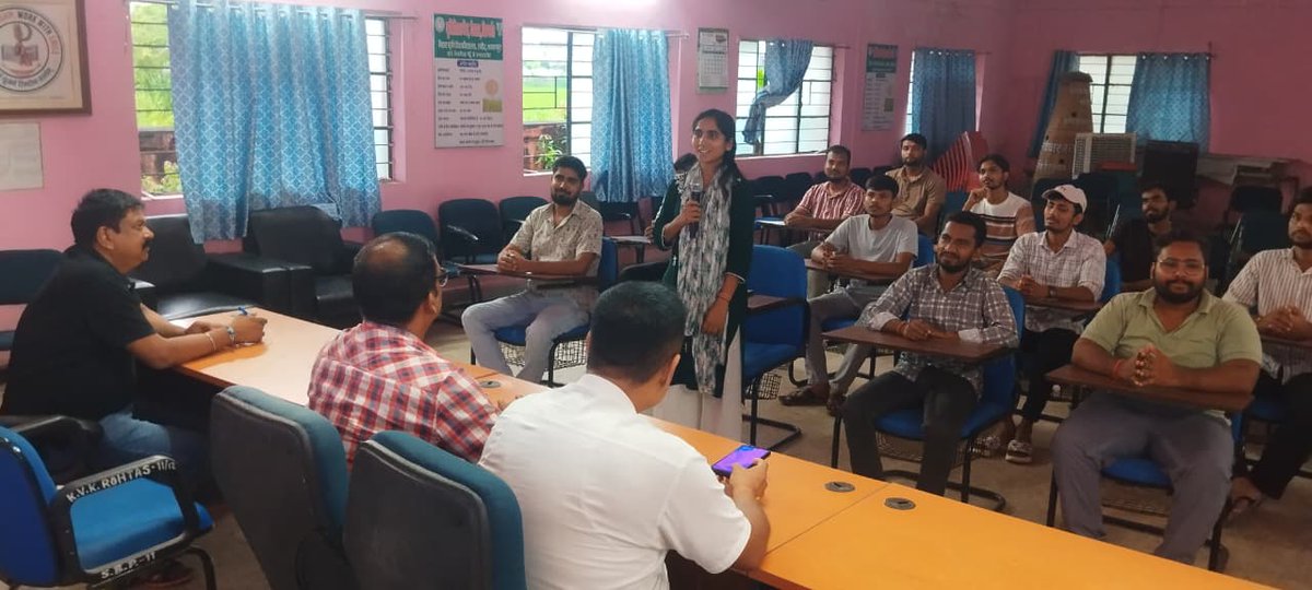rohtaskvk's tweet photo. Organization of Slogan writing and Essay writing competition on "Swachhata Hi Seva" among RAWE students. https://t.co/V9DeoZ9lil