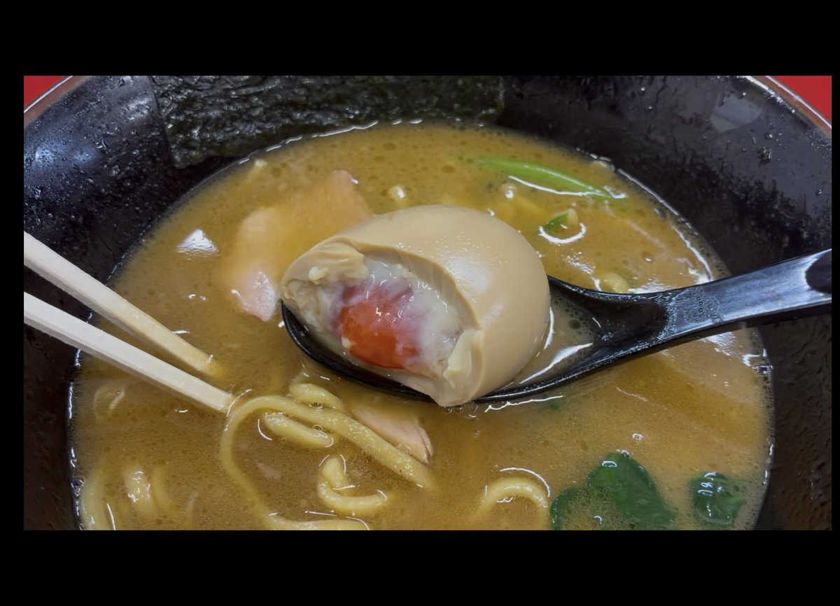 dango_ozu's tweet photo. 良い麺は良い日々の源。
閉店間際入店。バランスの取れた一杯で、リピ確定。
#関内家 https://t.co/PqCpBGm0TC