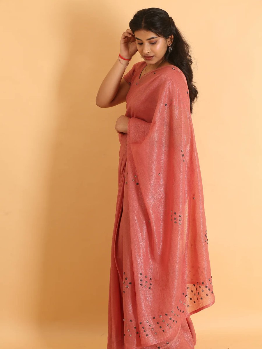 JaimeMalas's tweet photo. Soft pink magic in every drape. https://t.co/6vL2yRvcpE