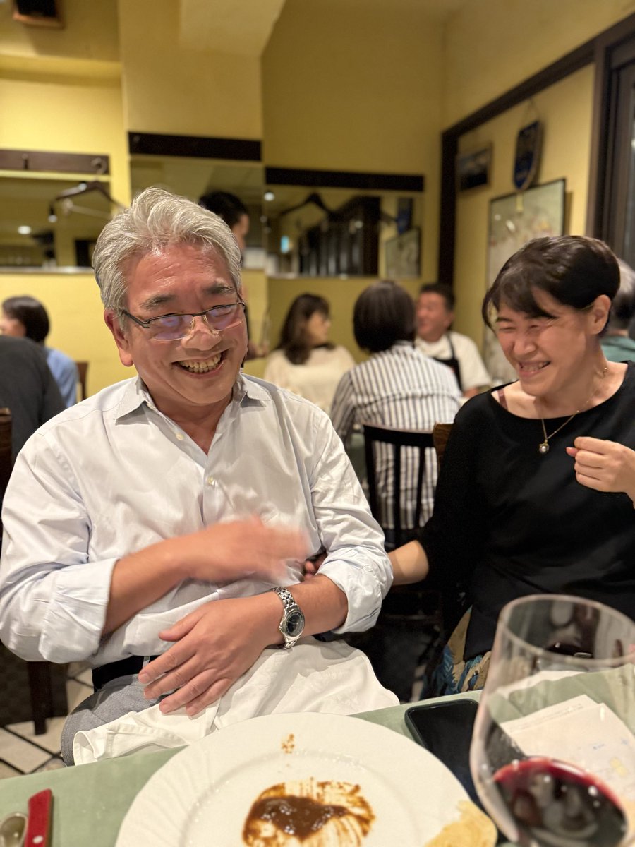 sasakenmanagerD's tweet photo. 絡まれてるの図 https://t.co/vPvSJi7pFB