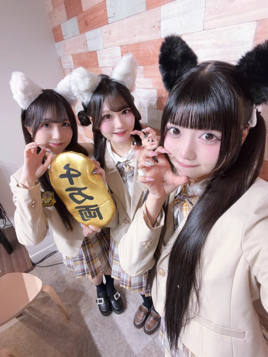 可憐なアイボリー 河合ここゆ 直筆まとめ売り 河合ここゆ（可憐なアイボリー） on X: 