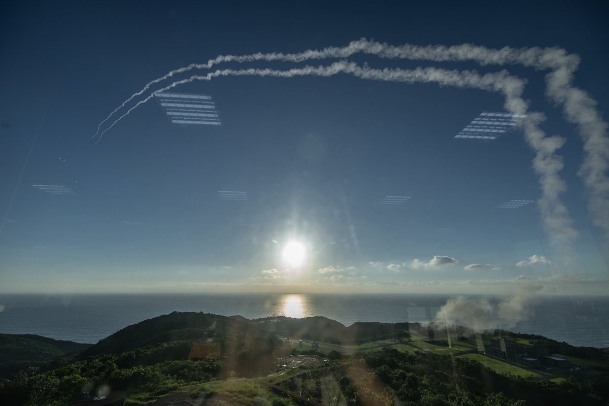Visegard24's tweet photo. Taiwan holds first joint drill using multiple attack drones in modernisation push

@josephwutw https://t.co/FqgxhOtPR2