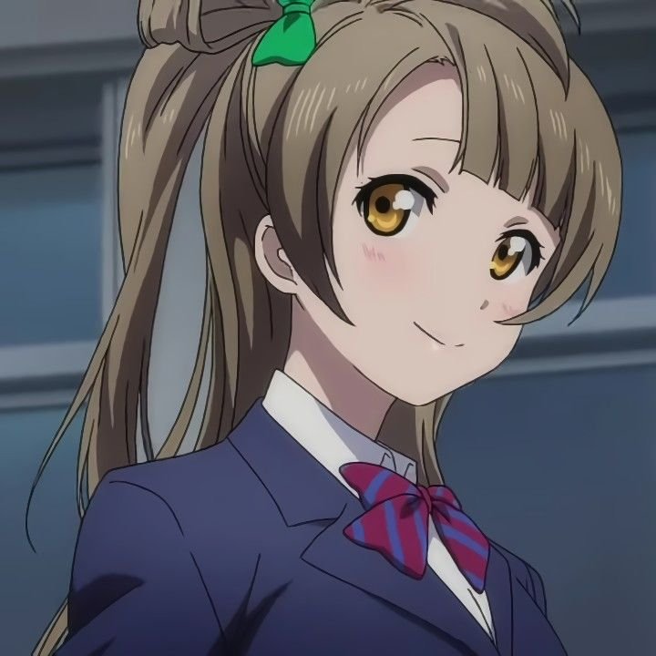 Vicente23gr's tweet photo. Kotori Minami se convierte oficialmente en el único personaje de µ's en aparecer directamente como adulta en otra generación de Love Live

Kotori se convirtió en maestra en IKIZULIVE 

Y justamente hace unos días estábamos hablando de ella en otras publicaciones xd https://t.co/VqUoxZBdyM