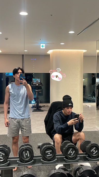 olivepor's tweet photo. [TB] โอซาก้า…ฟิตมาก! 💪🏻 https://t.co/lO92rOpxBr