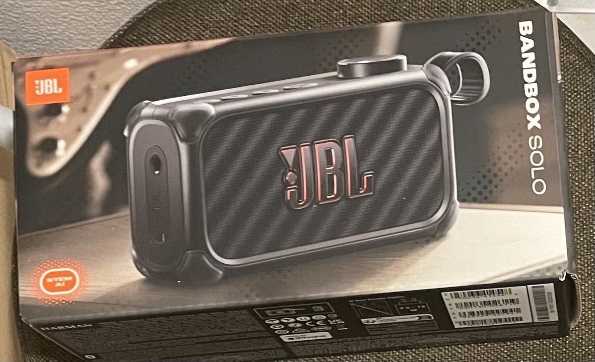 masaru_solounit's tweet photo. やべぇヤツ、キタ！
#BANDBOX #JBL https://t.co/psXHLI1h6g
