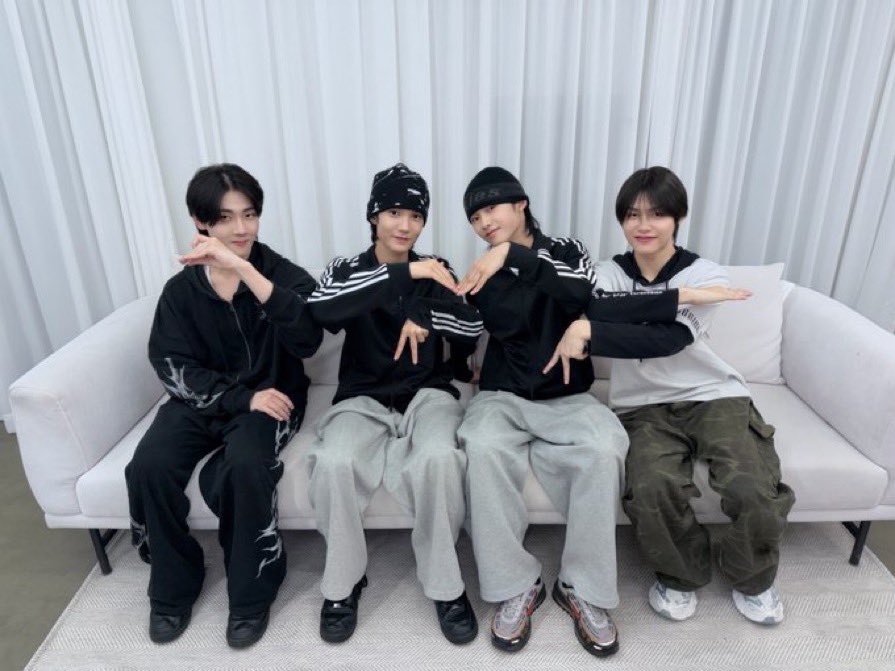 mochoni_'s tweet photo. 09즈 너무 좋음🥹🥹🥹 https://t.co/gP2gLOkdn6