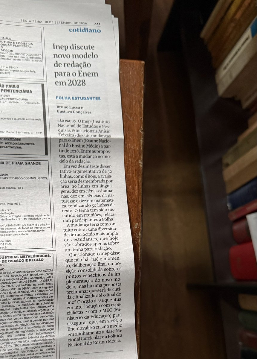 ClaudiaCostin's tweet photo. INEP discute novo modelo de redação para o ENEM de 2028. A mudança teria como intuito cobrar uma diversidade de raciocínio mais ampla dos estudantes, que hoje são cobrados apenas sobre um tema de redação. Ainda não há deliberação final. https://t.co/IZ8WRdyyWb