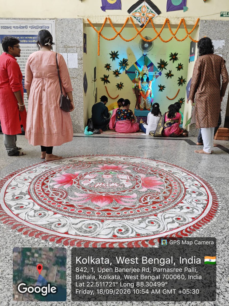 behalagovpoly's tweet photo. Behala Government Polytechnic observed Viswakarma Puja on 18th September 2026 with devotion and enthusiasm. Students, faculty members and staff participated in the traditional observance

#ViswakarmaPuja #BehalaGovernmentPolytechnic #TechnicalEducation #Innovation https://t.co/Rk8ZGaERrK