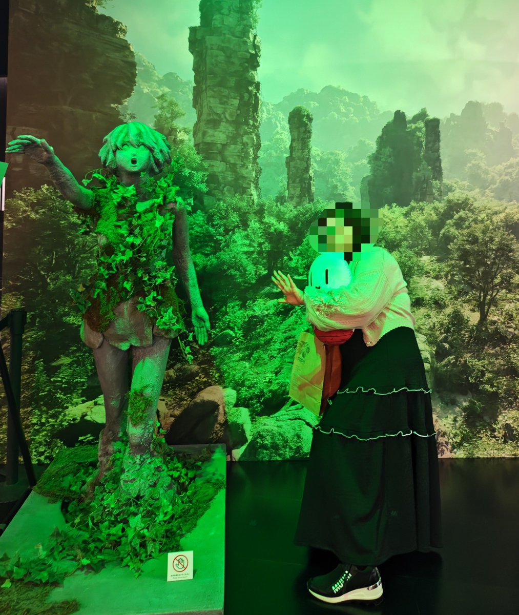 rik_cos's tweet photo. 石化光線浴びてきた-ホワイマンといっしょVer.- https://t.co/TYRwd7UwYU