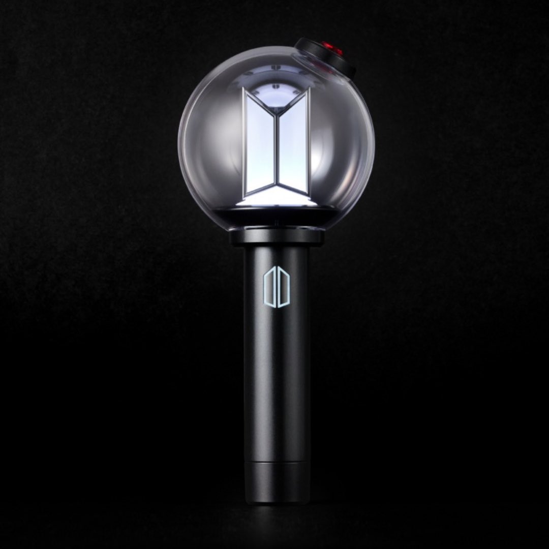 MaeW_Mon9's tweet photo. 🙇🏻‍♀️ ป้ายยา 🙇🏻‍♀️❕พร้อมส่ง❕
💐 BTS OFFICIAL LIGHT STICK VER.4 💐

:. สินค้ามีจำนวนจำกัด ราคาดีมาก รีบด่วนๆๆๆ .:
:. สินค้าอื่นๆ แท่นวาง, Parts ARMY/BTS .:

🛍️ : https://t.co/xDmLh5fWxW
by : Lemonstore94

#BTS_WORLDTOUR_BANGKOK
#ตลาดนัดบังทัน #ตลาดนัดBTS https://t.co/Jf1ZiQutyb
