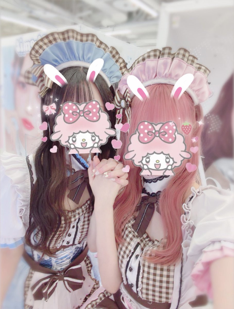 imuchim____'s tweet photo. ろんちゃと2年ぶりにコスプレしたよメイドさん> ·̫ ｑ♡ ずっとやりたかったからまた一緒にできてうれしいし誕プレもくれてほんとにだいすき🫂💘✩.* https://t.co/pO77gI63il