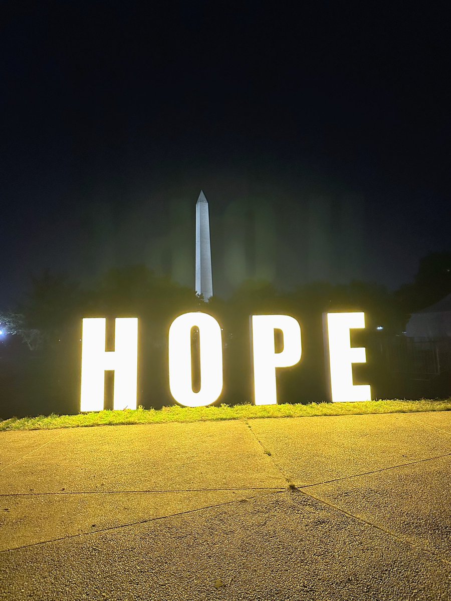 aperl15's tweet photo. The week ended with a moving Lights of Hope display—honoring survivors, remembering loved ones, and recommitting to the fight to end cancer as we know it. Thank you to everyone who supported my fundraising to support @acscan lifesaving cancer advocacy work💙✨ #LightsOfHope https://t.co/9VeWP2pgow