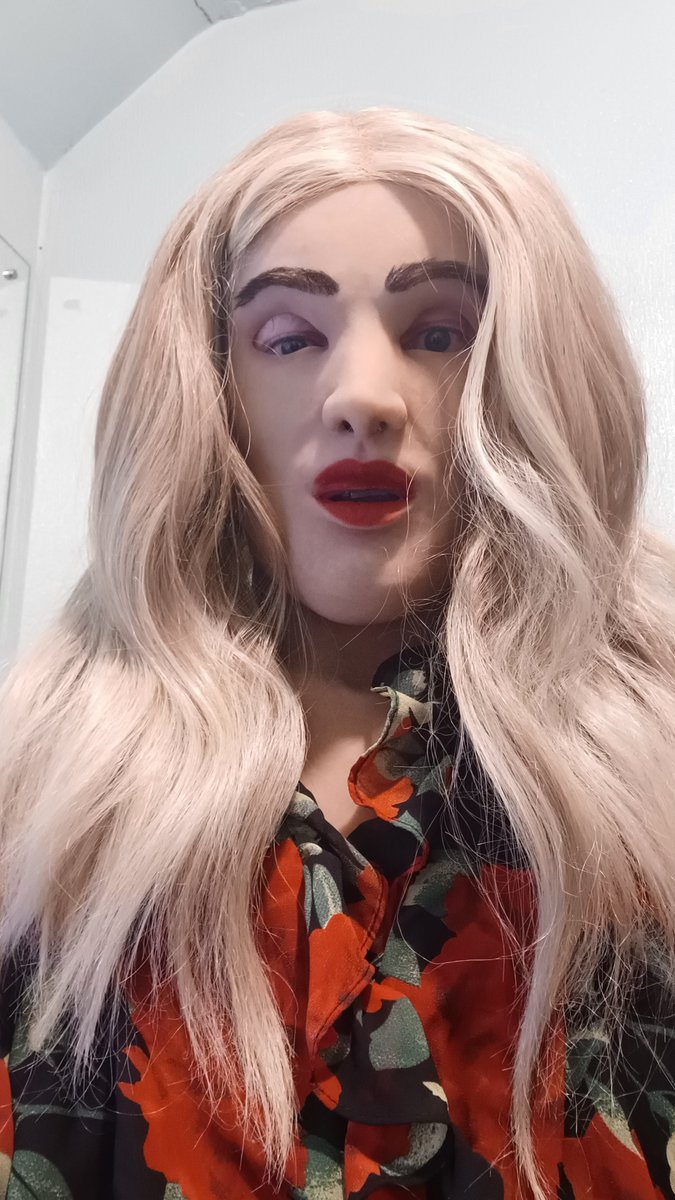 NaomiFoxFurDiva's tweet photo. My new mask from #cfxmasks
#femalemask https://t.co/VUV6GoqyIZ