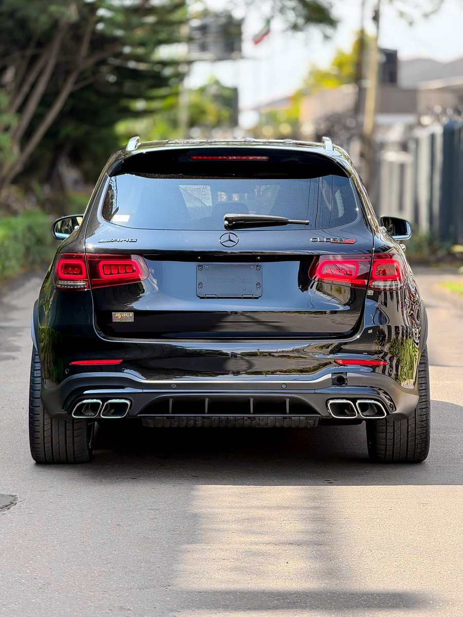 mujib_mccolines's tweet photo. Boys are so simple, I post a Glc63s and they will like it https://t.co/JqoMzUEhOU