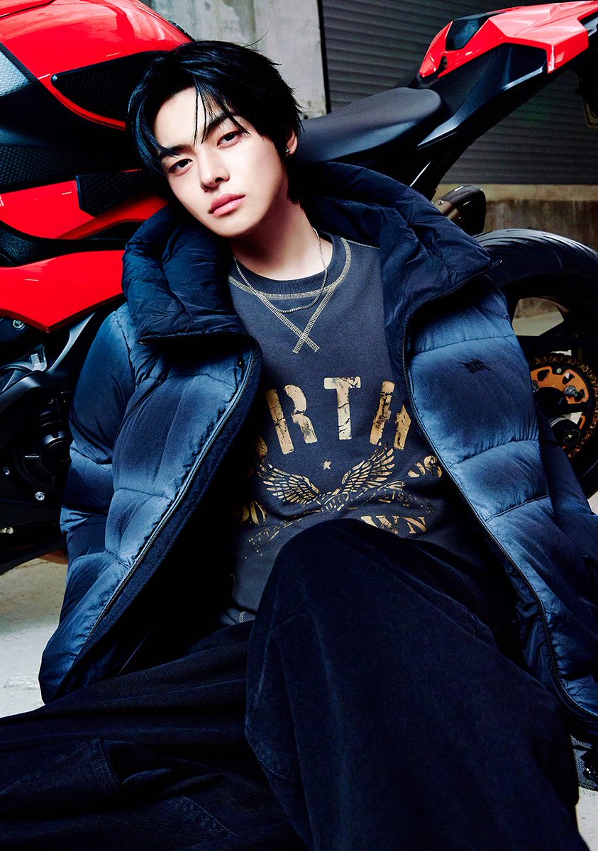 jadedstilll_leo's tweet photo. #리오 🐈‍⬛🏍️💨 https://t.co/hIvBB5z93P