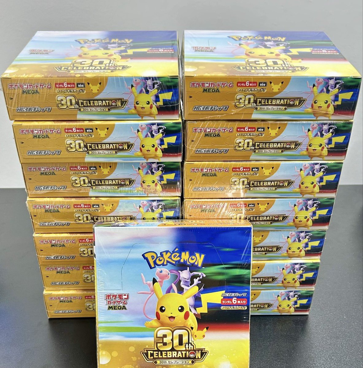 somasaid's tweet photo. 30th celebrationポケモンカードBoxお譲り先を探しております。
【出】新品未開封15Box 1Boxからお譲り○
【求】定価（7,200円）
 
発送にてお渡し、即発送可能✅
お求めの方はdmまでお願いします🙇‍♀️
#ポケカ30周年 #ポケモンカード #30thcelebration https://t.co/ha6UKWd1cv