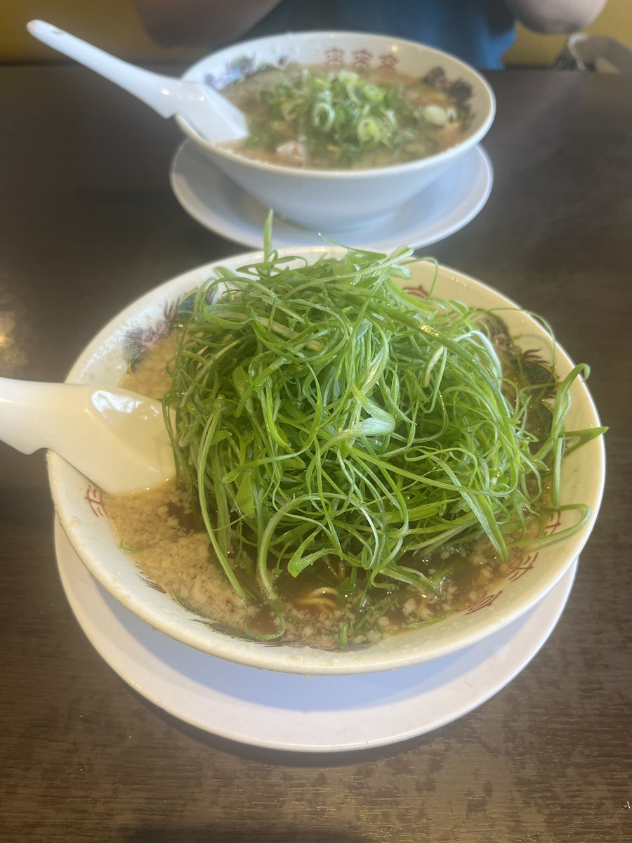 yomi_cos's tweet photo. 念願のネギラーメン😌💕 https://t.co/HJQgLl7ym9