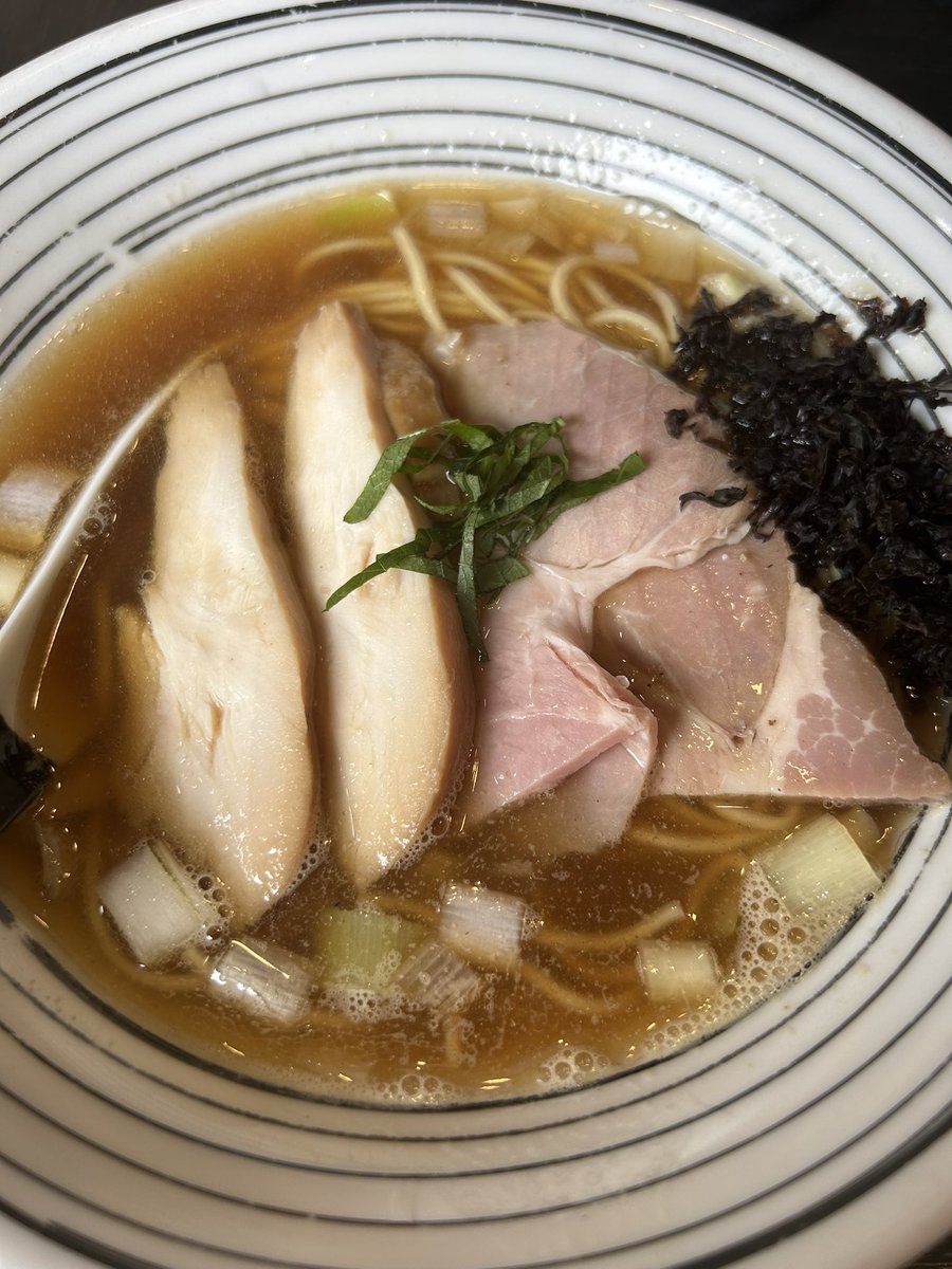 syake_pk's tweet photo. 直近のラーメンたち
とりあえず今年100杯行きました https://t.co/eSoaePeh1d