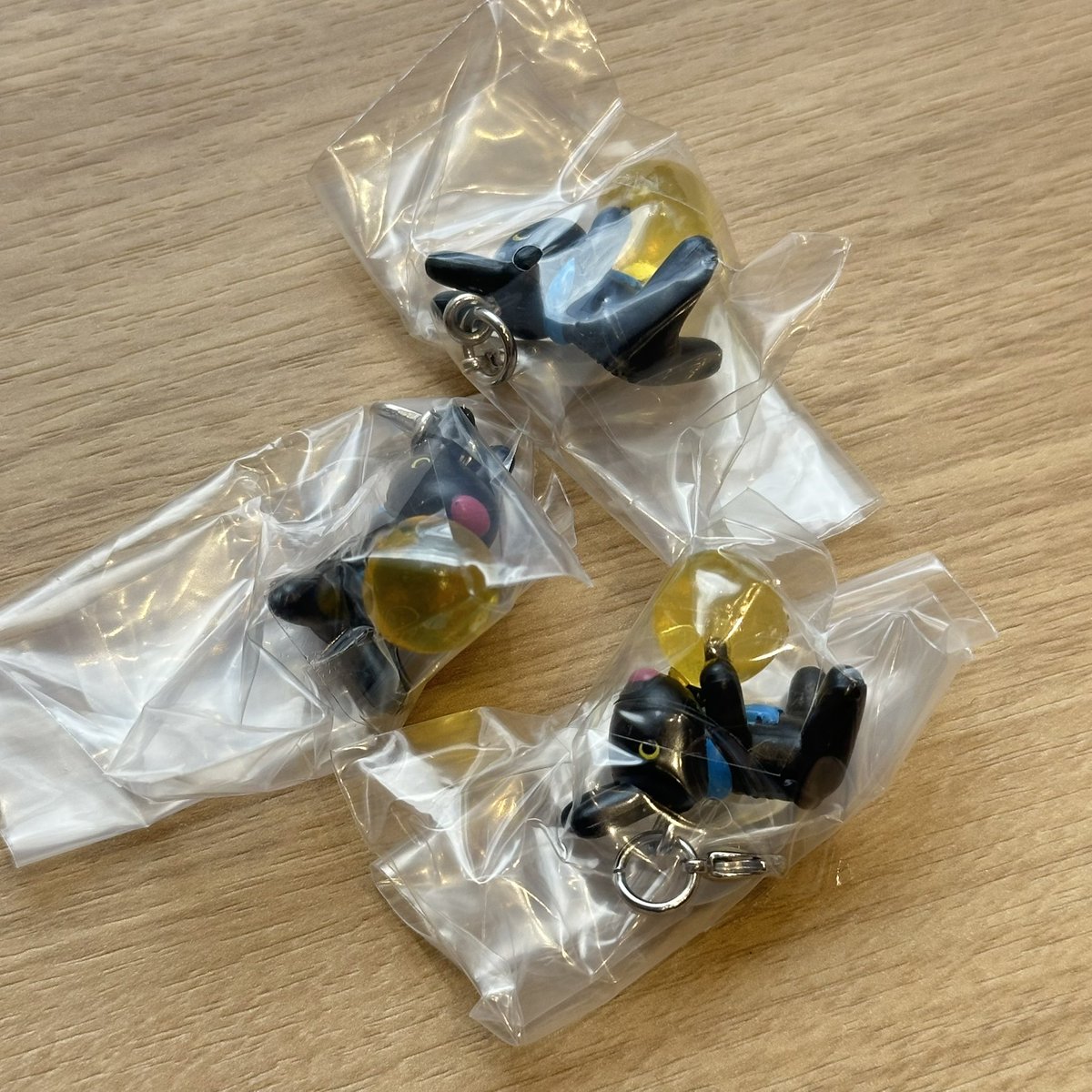 taekeo1114's tweet photo. めじるしアクセサリー交換
リサとガスパール

譲)ガスパールA×2
求)リサとガスパール>リサA

纏めての方優先
都内手渡しもしくは郵送交換希望
お気軽にお声がけください🙇‍♀️ https://t.co/opYRW5Xpc7
