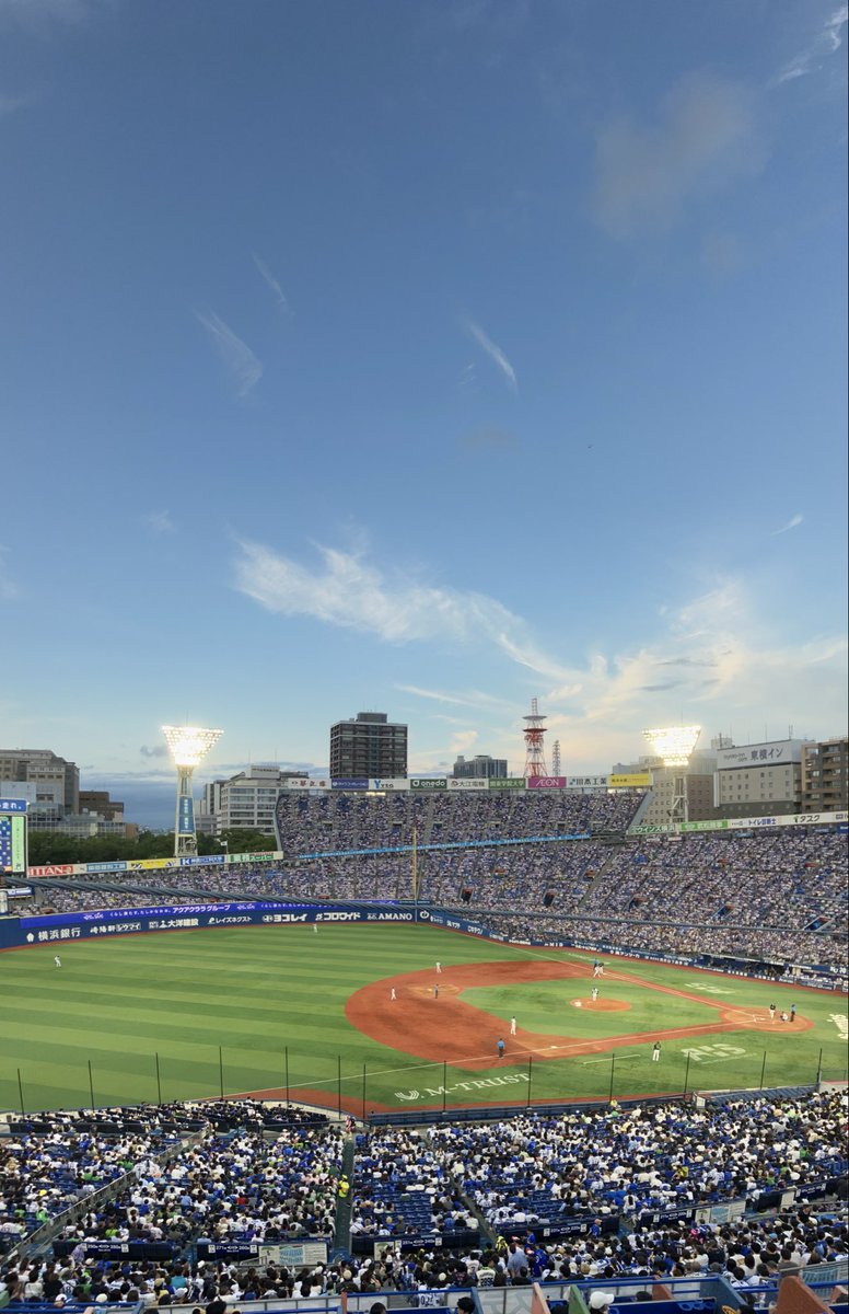 sella_25vy's tweet photo. 👇🏻  夏休みに行った時のハマスタ  ⭐️⸝⸝꙳ https://t.co/7qAlENDiAp