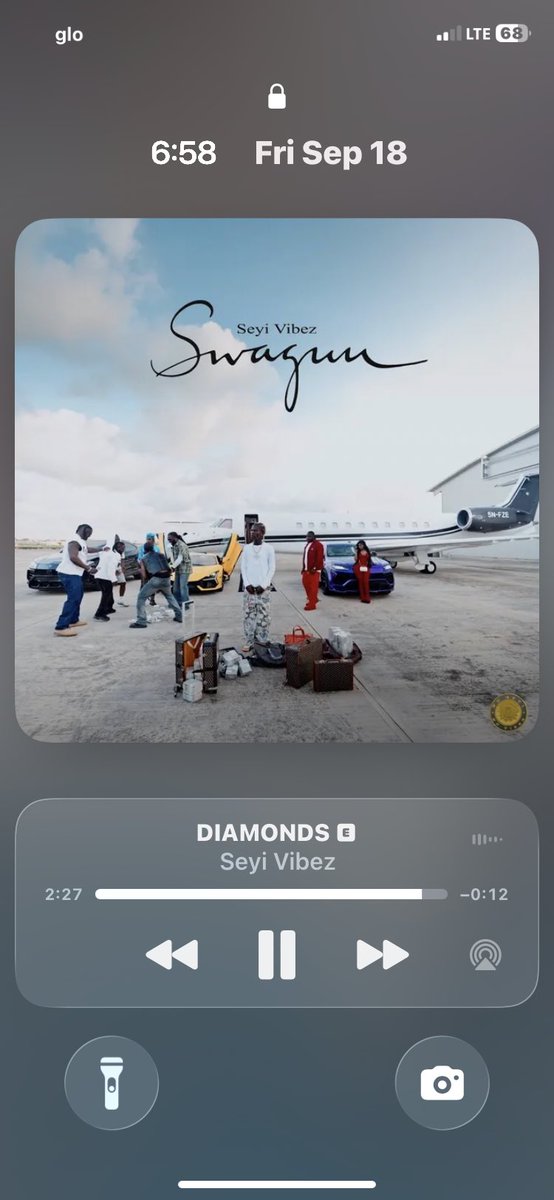 Sharonumh4's tweet photo. SWAGUU era ✌️@seyi_vibez https://t.co/vCRAMN7tAV