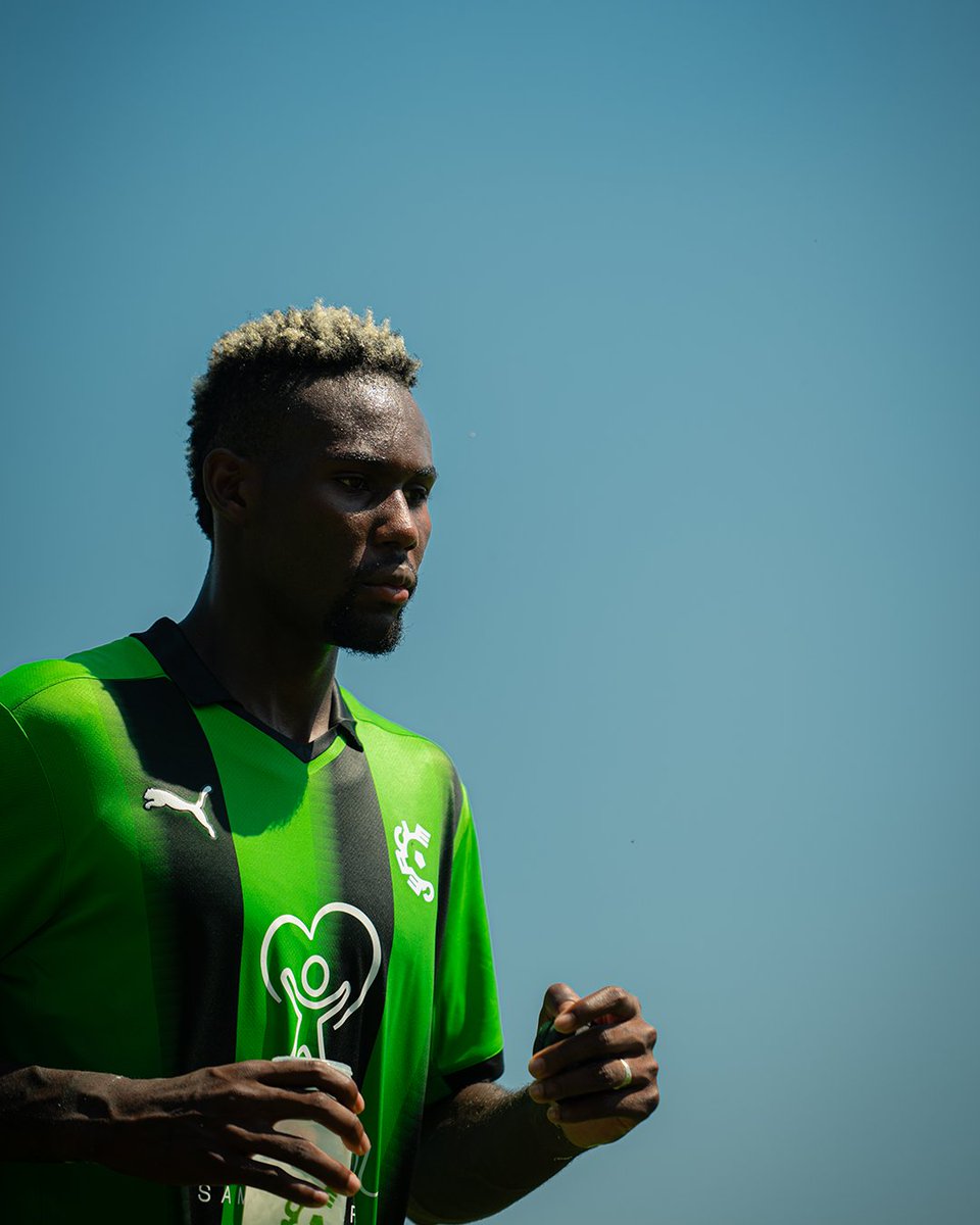 cercleofficial's tweet photo. Royer Caicedo werd voor het eerst opgeroepen voor de nationale ploeg van Colombia! 🇨🇴

Onze 20-jarige verdediger neemt het tijdens de interlandbreak op tegen Mexico, Paraguay en Peru.

Felicidades, Royer! https://t.co/ZZJbOvOCaj