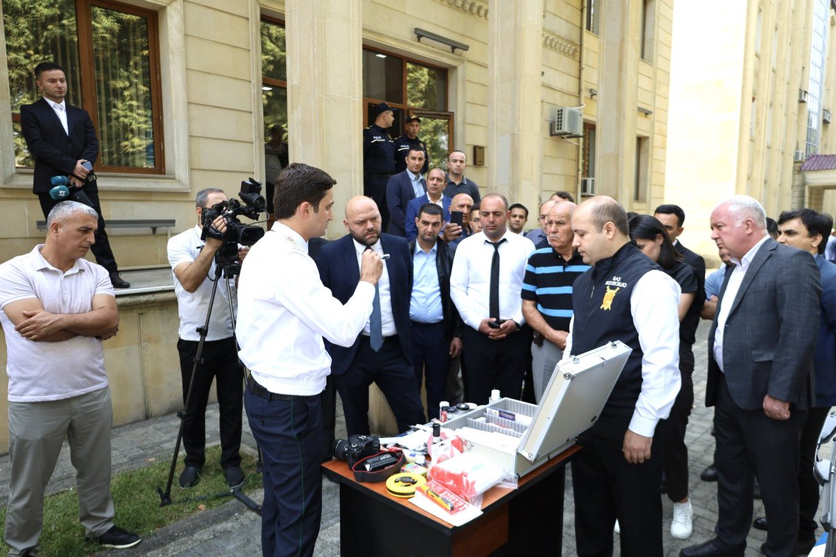 prokurorluq's tweet photo. İsmayıllı rayon prokurorluğunda “Açıq Qapı” günü keçirilib

https://t.co/dmQbeskbTF https://t.co/LDPWJEUYsP