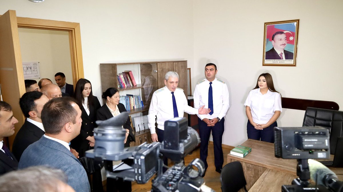 prokurorluq's tweet photo. İsmayıllı rayon prokurorluğunda “Açıq Qapı” günü keçirilib

https://t.co/dmQbeskbTF https://t.co/LDPWJEUYsP