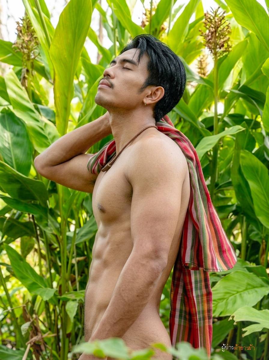 pakaomasohigh's tweet photo. ผ้าขาวม้ามานี่มา https://t.co/ahXhQ1vRs4
