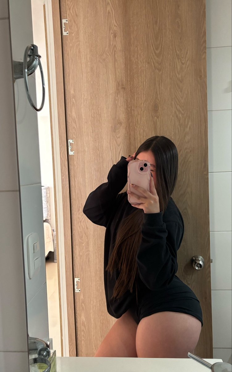 Luciai0cx's tweet photo. Hoy me sentí muy linda y quise presumir un poquito. ✨💖 https://t.co/wnMGL8PFS3