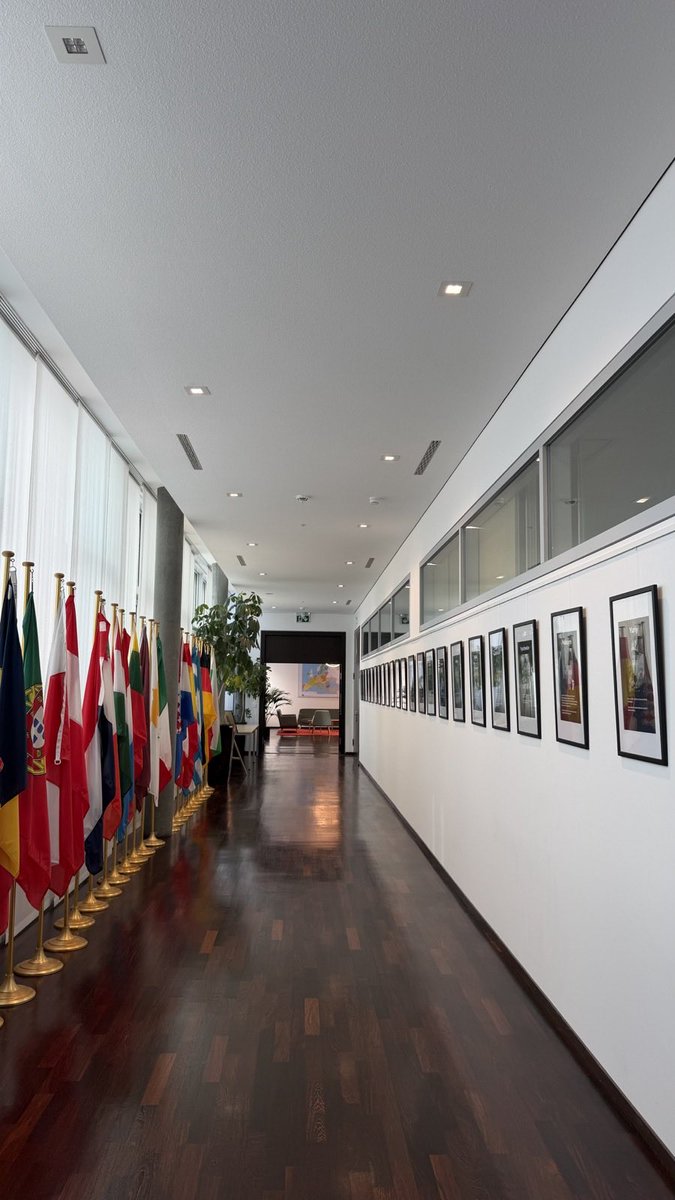 EstoniaGeneva's tweet photo. 🇪🇪 together with 🇪🇺 🇨🇭 🇺🇦 🇫🇷 🇬🇧 hosted Serving with Pride 🏳️‍🌈 — a discussion on LGBTQI+ inclusion in armed forces and armed conflict.

We also opened the photo exhibition “Unseen in Life. Visible in Death”, honouring LGBTQI+ Ukrainians lost in Russia’s war against Ukraine. 🇺🇦 https://t.co/luzZMCLZ29