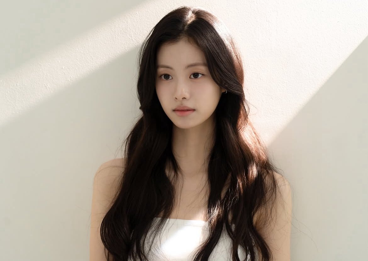 Garam_bunny's tweet photo. ฟิลเผลอๆไม่มองกล้อง แต่ความสวยจับกล้องแบบออร่ามาก ✨ https://t.co/arVPcYSPN6