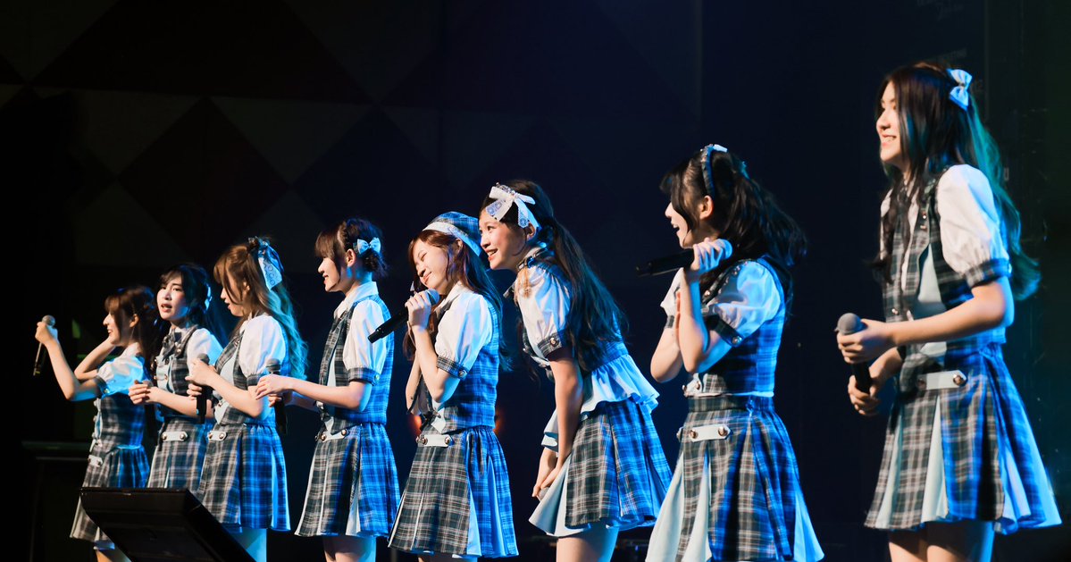 KLP48official's tweet photo. Let's re-live the moment together and travel back in time to last week's Cos-mic performance! We're truly appreciative and grateful to everyone for coming to our show 🍀🩷

Big thanks to Dolla for collab-ing with us, too!! 🩵🥹

See you at the next event! 

#KLP48 #Cos-mic #Dolla https://t.co/tODdiFEFcj